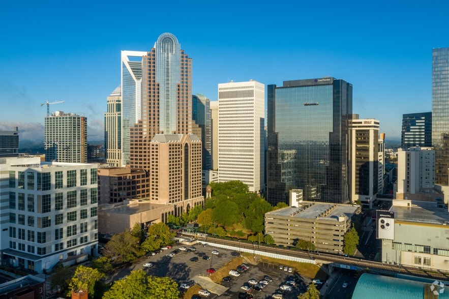 201 S College St, Charlotte, NC for lease - Building Photo - Image 3 of 17