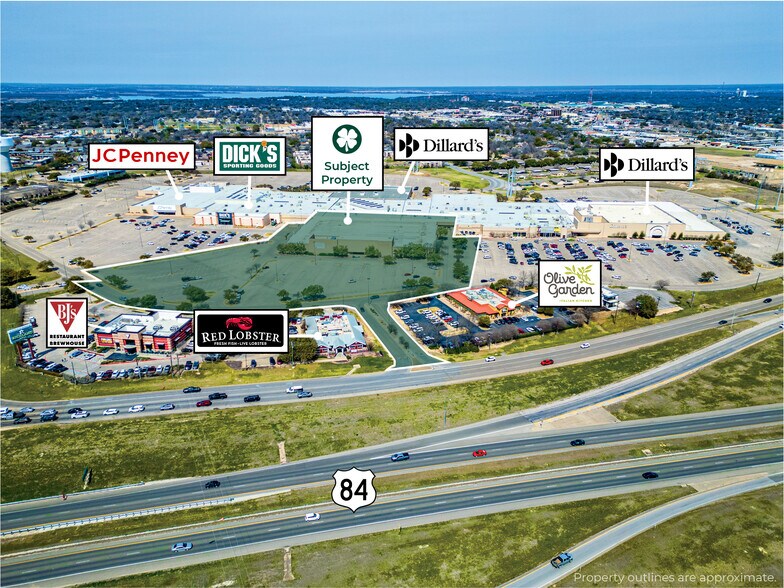 6001 W Waco Dr, Waco, TX à vendre - Photo du bâtiment - Image 2 de 11