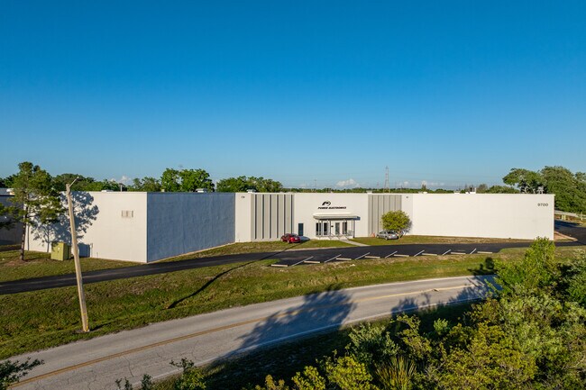 More details for 9700-9704 Solar Dr, Tampa, FL - Industrial for Lease