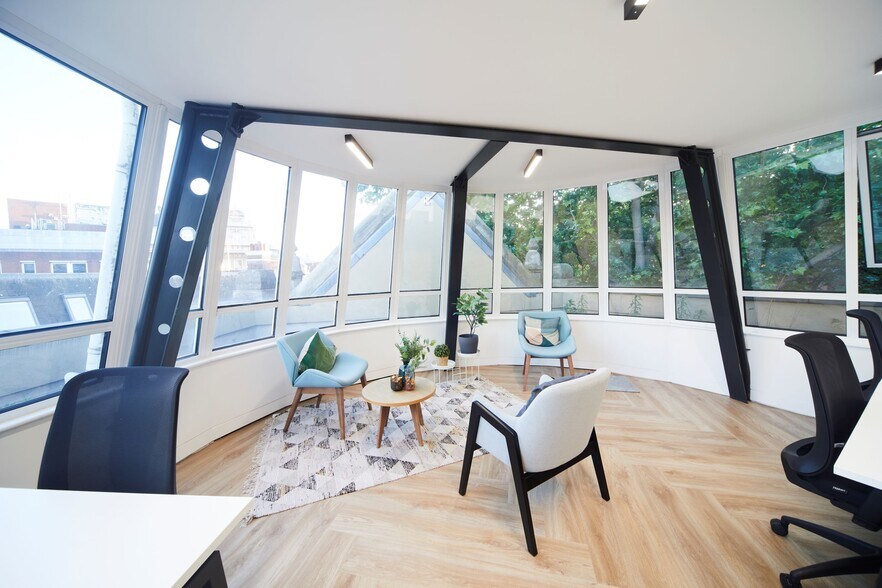 1 Earlham St, Londres à louer - Photo du bâtiment - Image 2 de 7