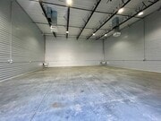double bay unit ±2,400 sf