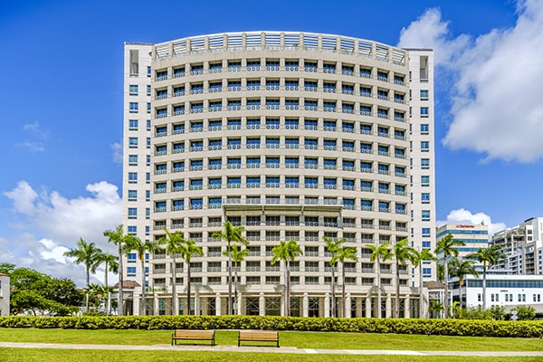 2800 Ponce de Leon Blvd, Coral Gables, FL for lease Building Photo- Image 1 of 11