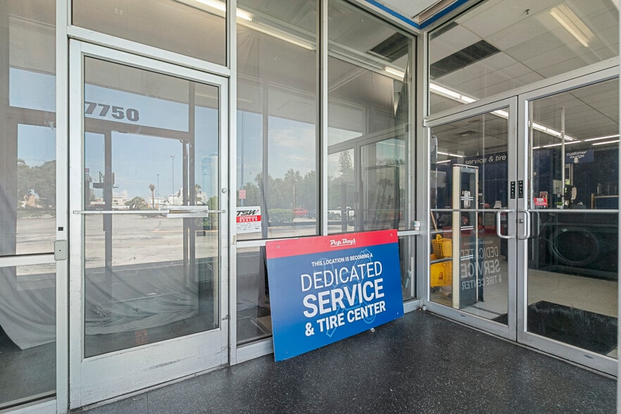 7750 S Orange Blossom Trl, Orlando, FL for sale - Building Photo - Image 3 of 47