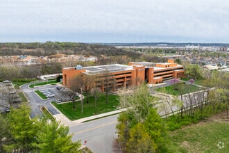 3315 N Oak Tfwy, Kansas City, MO - AERIAL  map view