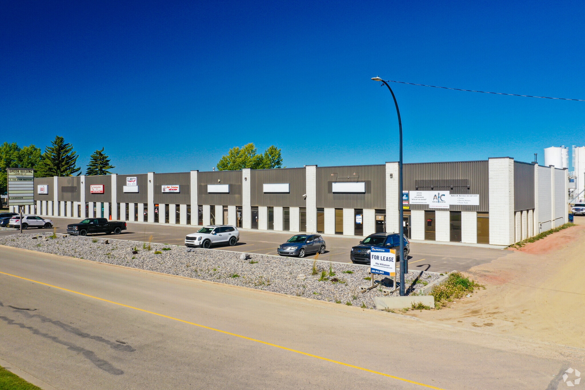 4830 78 St, Red Deer, AB for sale Primary Photo- Image 1 of 1