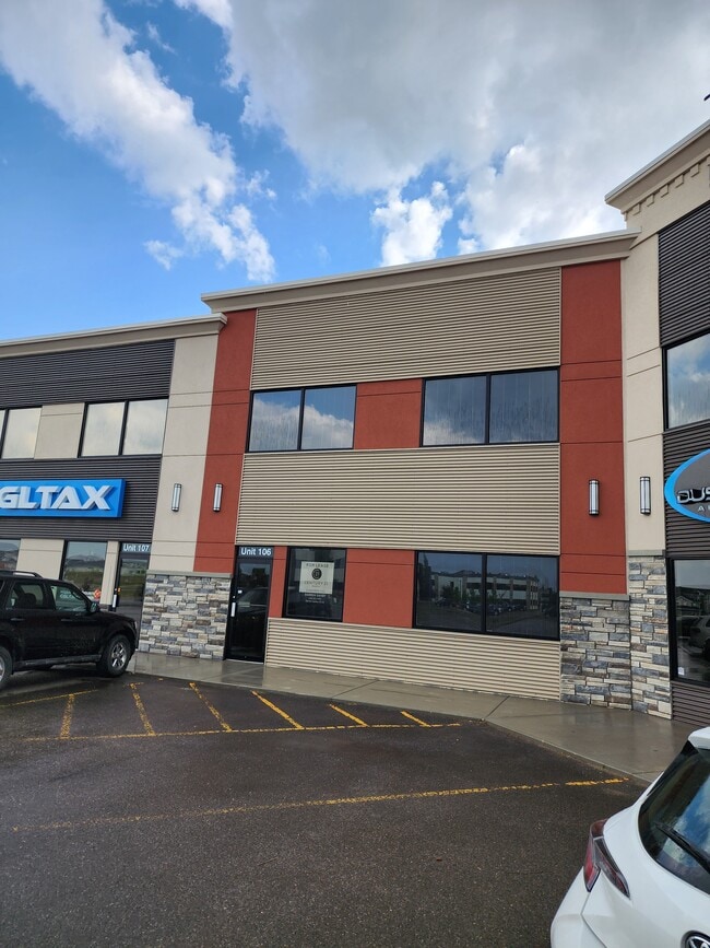 More details for 524 Laura Ave Dr, Red Deer County, AB - Retail for Lease