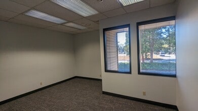 4002-4014 148th Ave NE, Redmond, WA for lease Interior Photo- Image 1 of 3