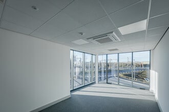 Frog Hall Ln, Rugby à louer Photo du bâtiment- Image 1 de 4