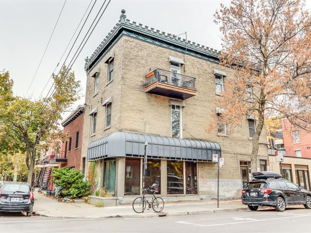 in Montréal, QC for sale - Building Photo - Image 1 of 1