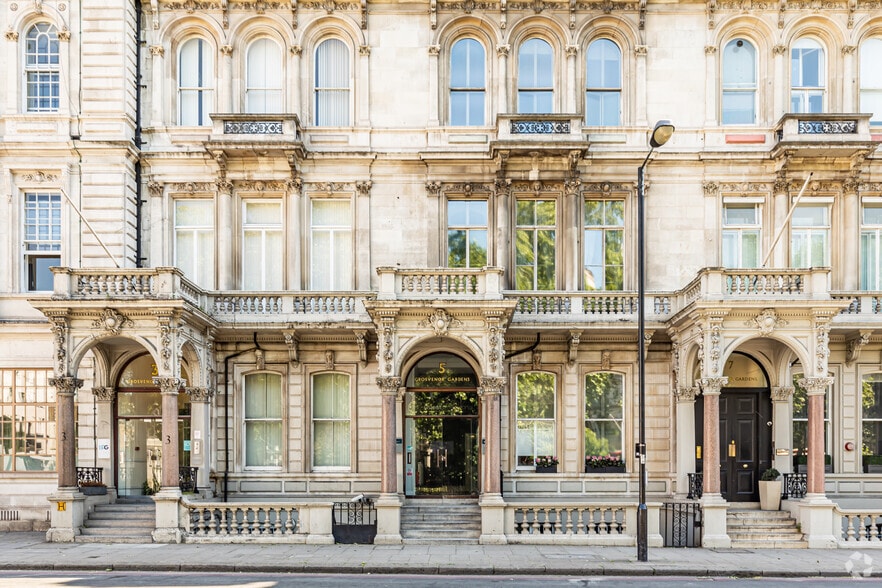 5 Grosvenor Gdns, Londres à louer - Photo du bâtiment - Image 3 de 5
