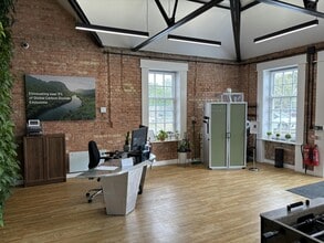 Hurdles Way, Duxford à louer Photo du bâtiment- Image 1 de 9