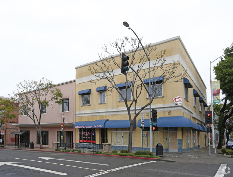 966-990 B St, Hayward, CA à vendre - Photo principale - Image 1 de 1