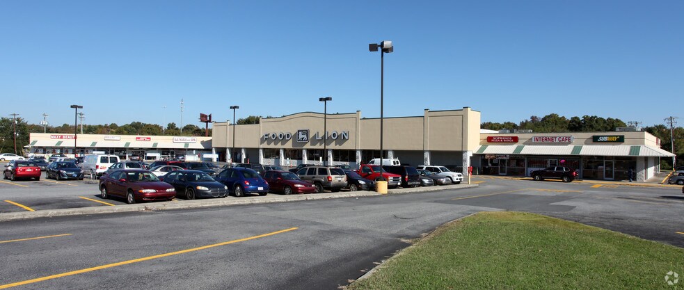 1009-1031 Alamance Church Rd, Greensboro, NC à louer - Photo principale - Image 1 de 1