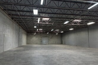 1700 Wirt Rd, Houston, TX for lease Interior Photo- Image 1 of 2