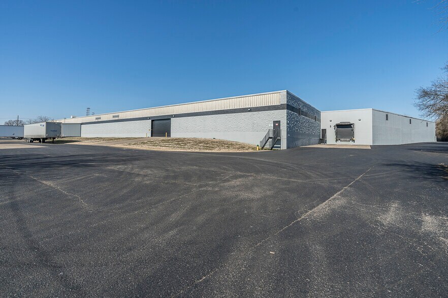 344 Maple, Gallatin, TN à louer - Photo du bâtiment - Image 3 de 9