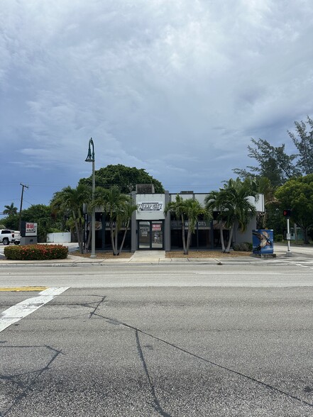 2200 N Dixie Hwy, Lake Worth, FL for sale - Building Photo - Image 1 of 1