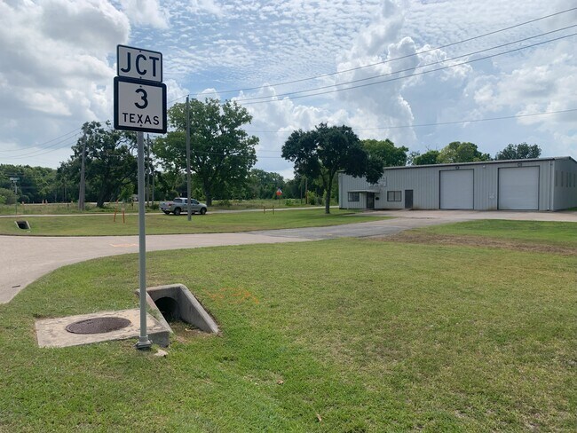 Plus de détails pour 203 W 96, League City, TX - Flex à vendre