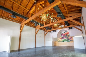 514 N La Cienega Blvd, West Hollywood, CA for lease Interior Photo- Image 2 of 7