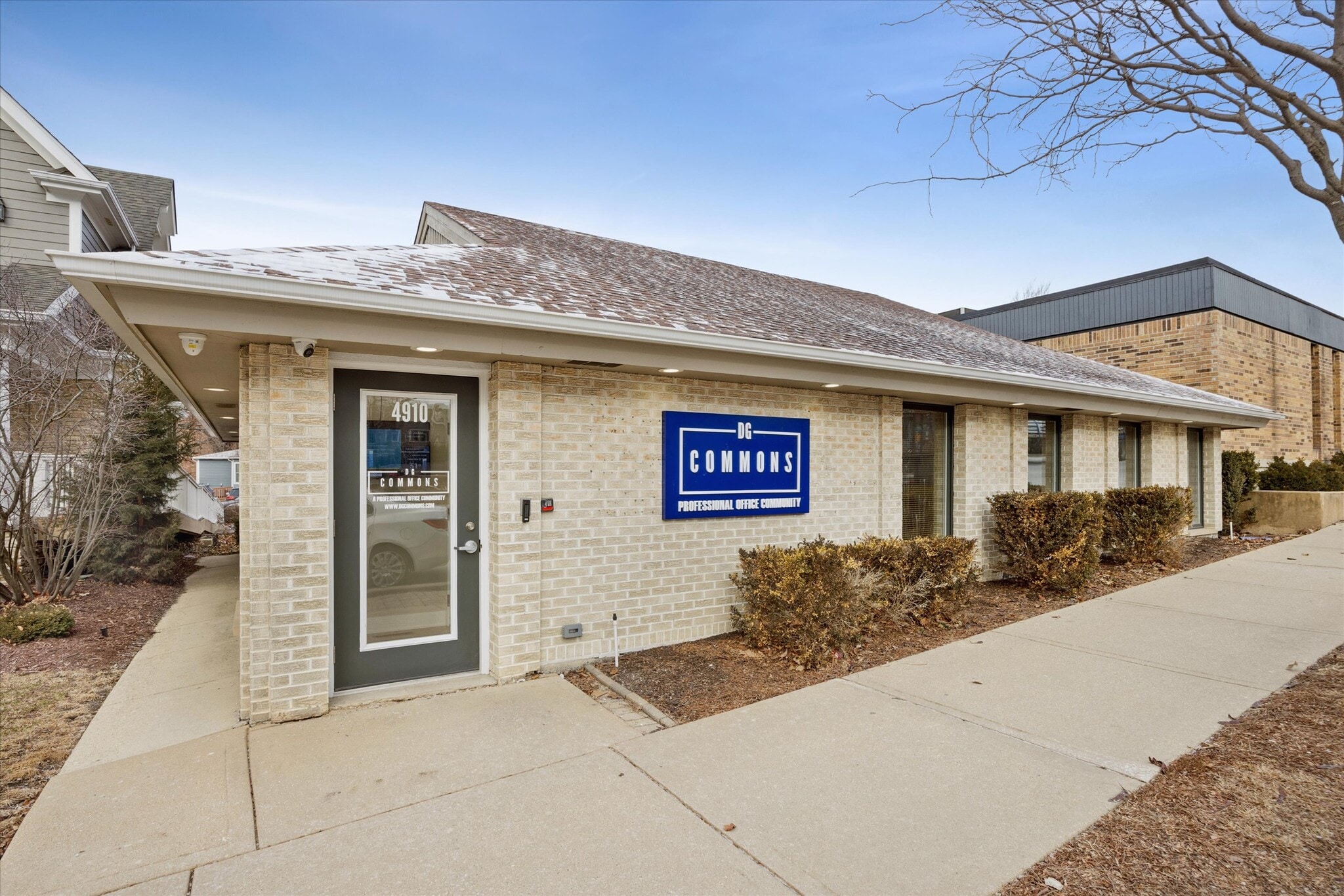 4910 Main St, Downers Grove, IL à vendre Photo du bâtiment- Image 1 de 17
