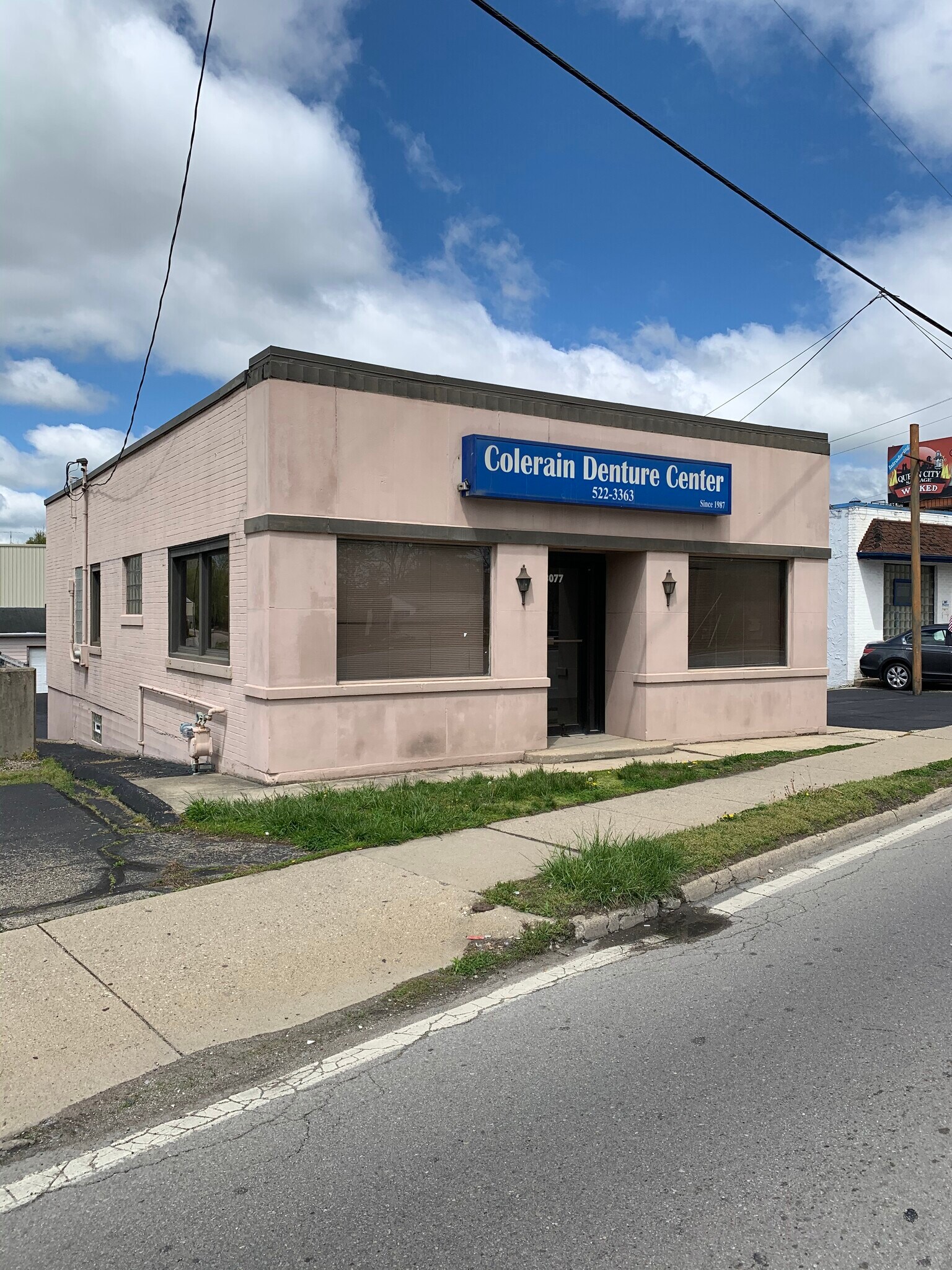 8077 Colerain Ave, Cincinnati, OH à louer Photo principale- Image 1 de 25