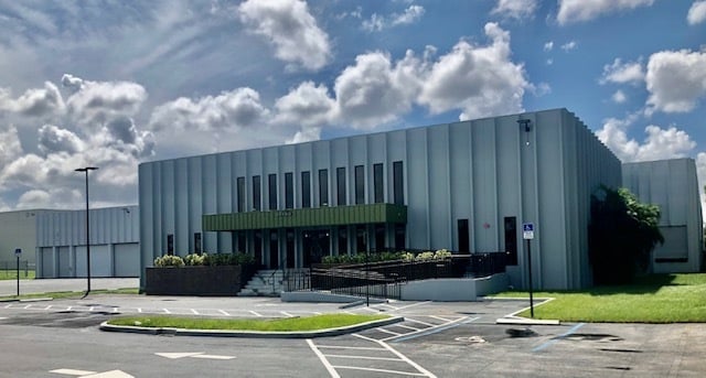 10100 NW 25th St, Miami, FL for lease Primary Photo- Image 1 of 6