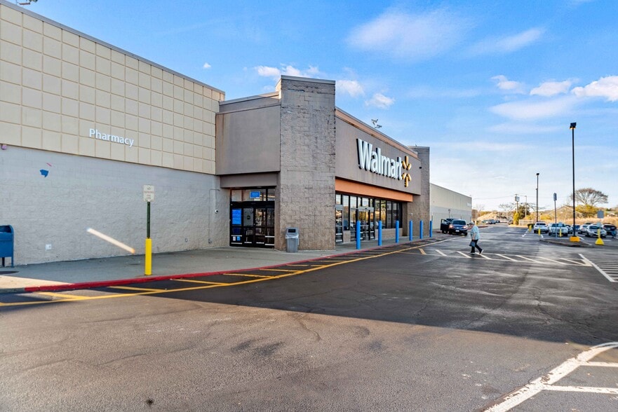 1-42 Fairhaven Commons Way, Fairhaven, MA à louer - Photo du bâtiment - Image 2 de 13