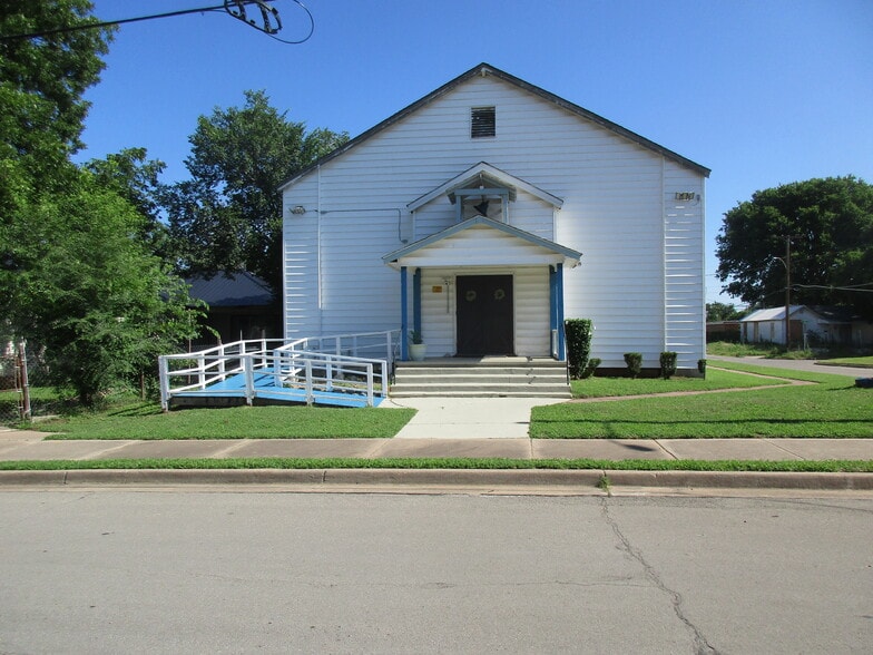 4501 W 8th St, Tulsa, OK à vendre - Photo du bâtiment - Image 2 de 63