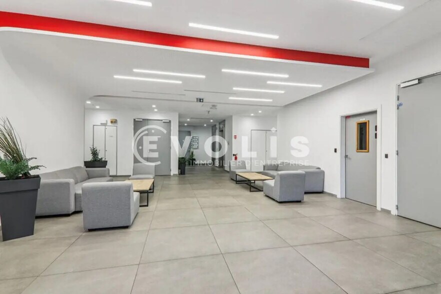 259 Avenue Du Général Leclerc, Maisons-Alfort à louer - Hall d’entrée - Image 2 de 14