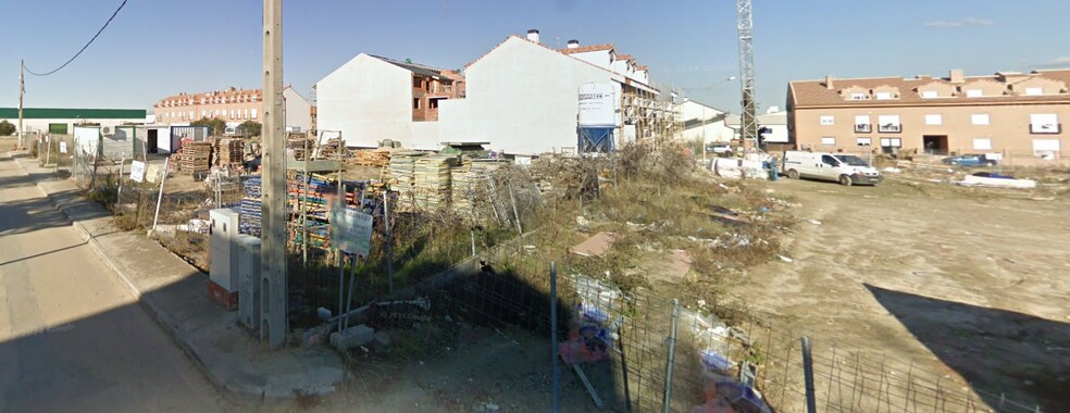 Suelos urbanizables portefeuille de 2 propriétés à vendre sur LoopNet.ca - Photo du bâtiment - Image 2 de 3