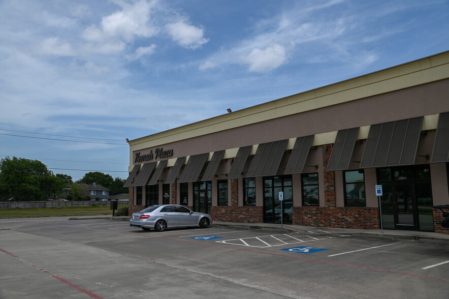 903 FM 518 Rd, Kemah, TX for lease - Building Photo - Image 3 of 8