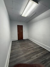 127-133 W Michigan Ave, Ypsilanti, MI for lease Interior Photo- Image 2 of 7