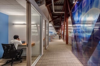 1015 39th Ave SE, Puyallup, WA à louer Photo intérieure- Image 2 de 4