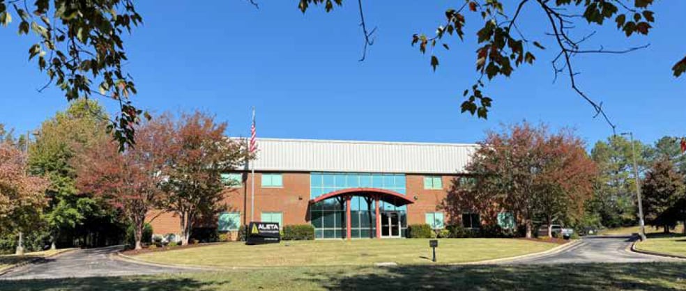 145 W Park Loop, Huntsville, AL for sale - Building Photo - Image 2 of 6