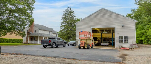144 Franklin St, East Bridgewater, MA à vendre - Photo du bâtiment - Image 2 de 4