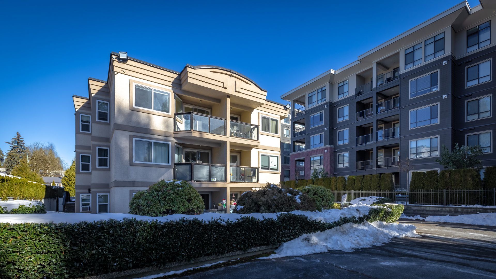 33509 Marshall Rd, Abbotsford, BC à vendre Photo principale- Image 1 de 8