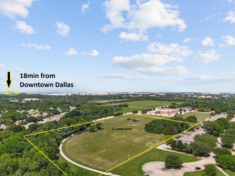 699 W Wintergreen Rd, DeSoto, TX for sale - Primary Photo - Image 1 of 28