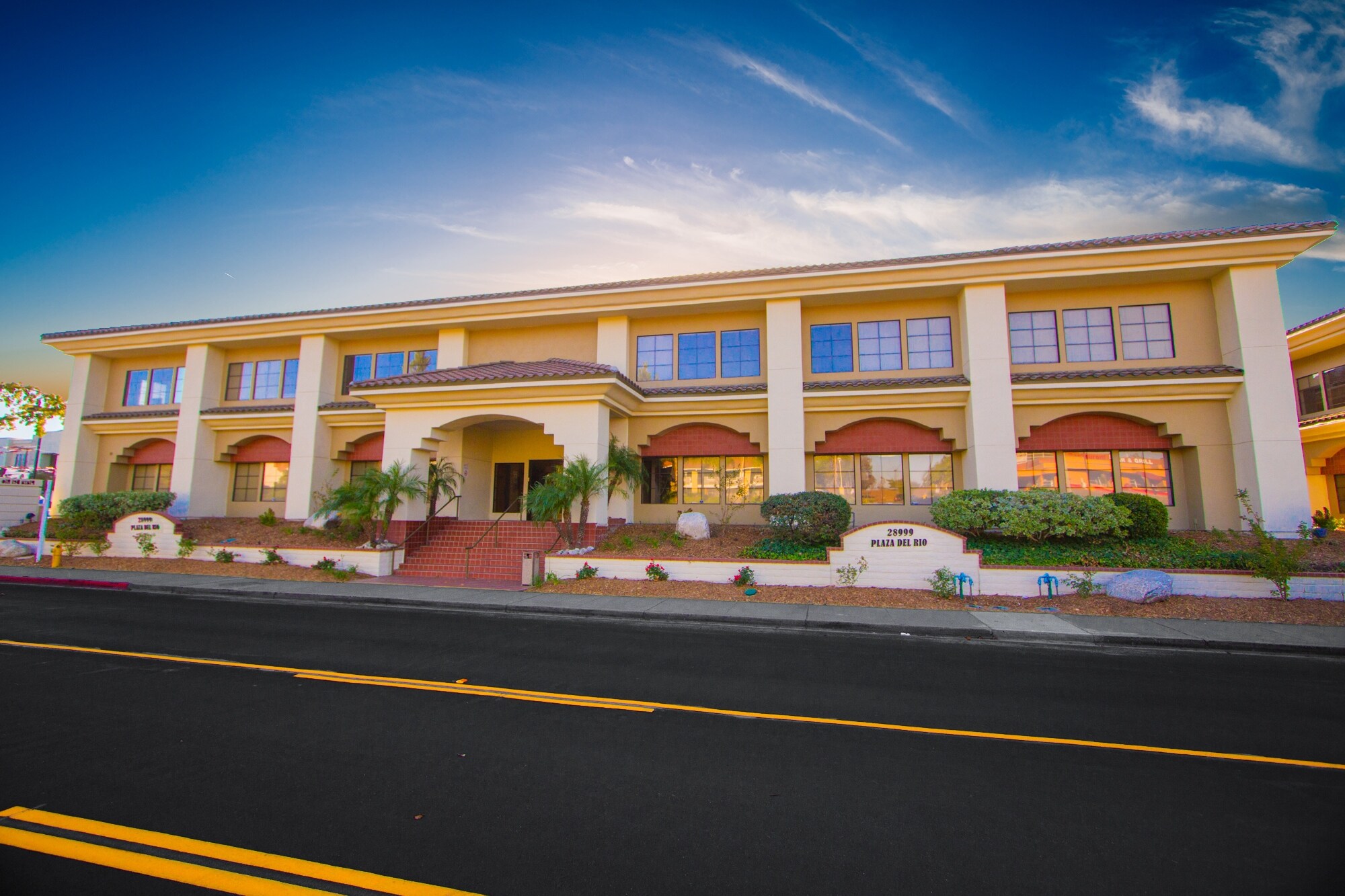 28991 Old Town Front St, Temecula, CA à louer Photo du bâtiment- Image 1 de 4