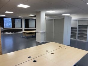 40 Cumberland Rd, London for lease Interior Photo- Image 2 of 14