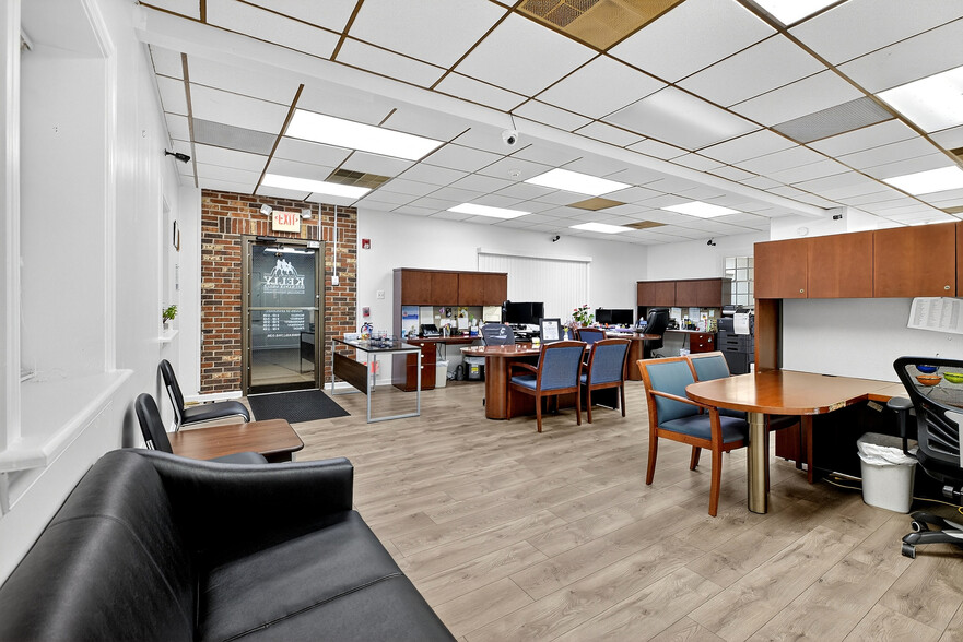 1507 Meetinghouse Rd, Boothwyn, PA à louer - Photo du bâtiment - Image 3 de 12