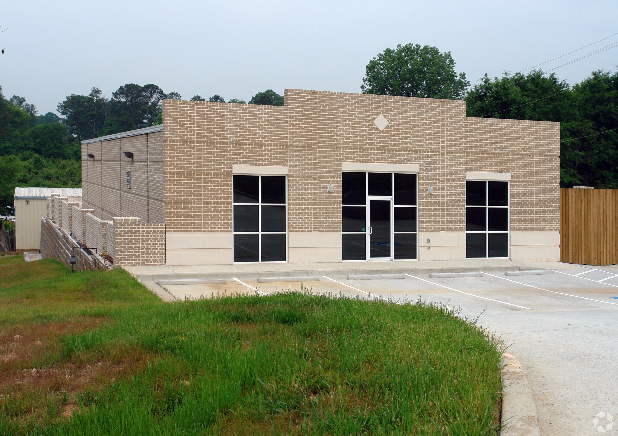 3342 W Hospital Ave, Atlanta, GA à vendre Photo principale- Image 1 de 1