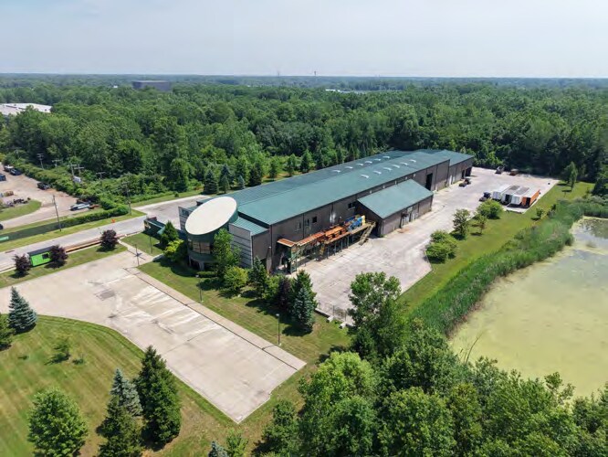 36543 S Huron Rd, New Boston, MI à vendre - Aérien - Image 2 de 11