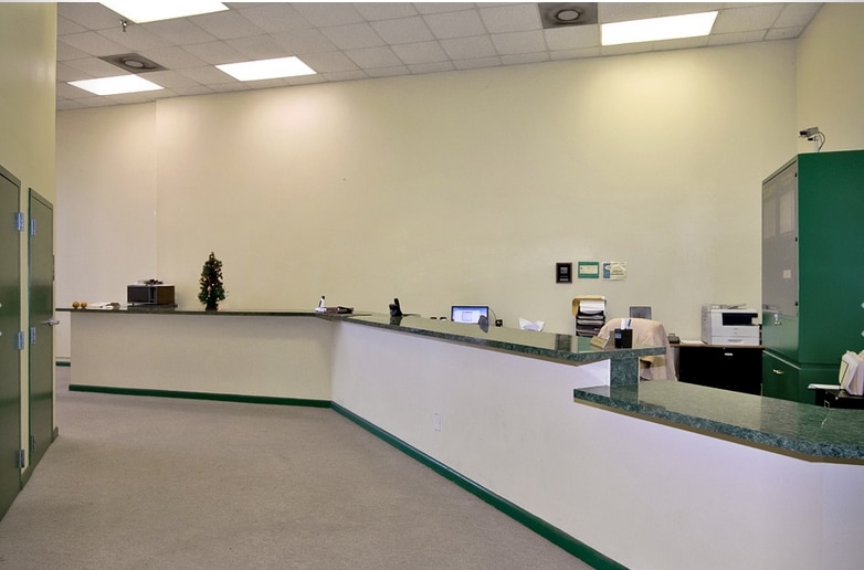 6001 Woodland Hwy, New Orleans, LA for lease - Interior Photo - Image 2 of 13