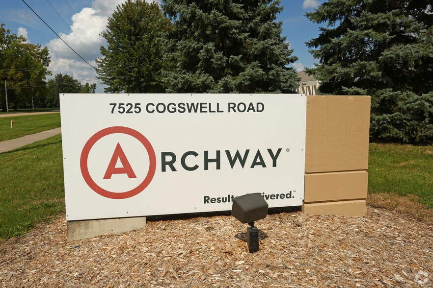 7525 Cogswell St, Romulus, MI à vendre - Autre - Image 2 de 6