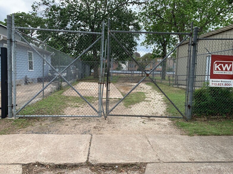 844 27th st, Houston, TX for lease - Primary Photo - Image 1 of 7