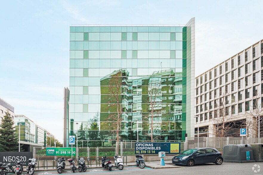 Avenida de Manoteras, 20, Madrid, Madrid à louer - Photo du bâtiment - Image 2 de 6