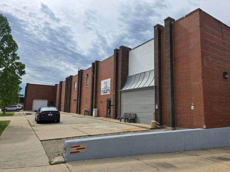 4820 Washington St, Skokie, IL for sale - Building Photo - Image 3 of 13