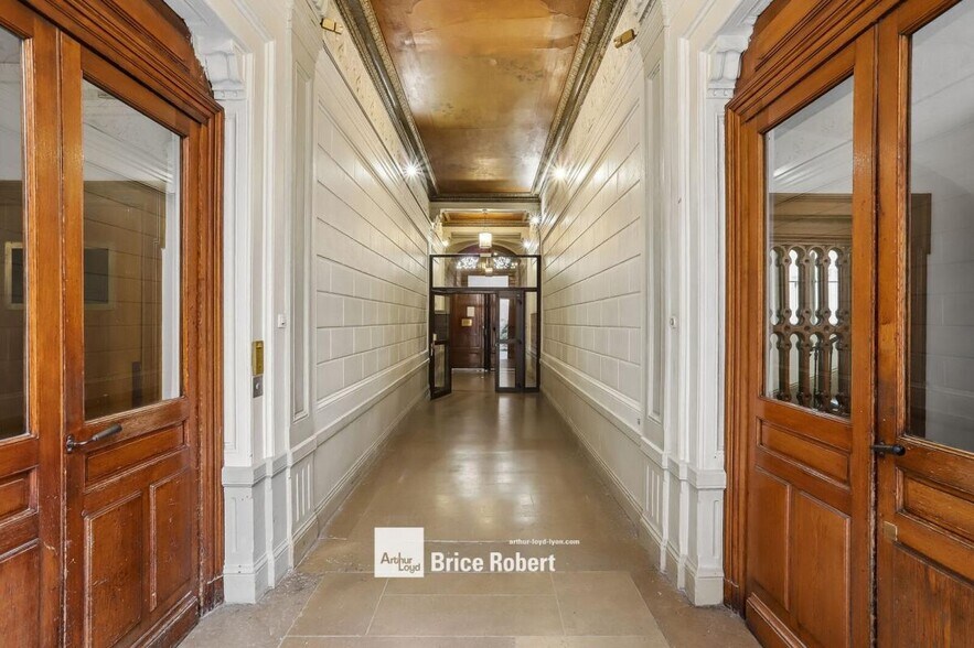 37 Rue De La République, Lyon à louer - Hall d’entrée - Image 2 de 12