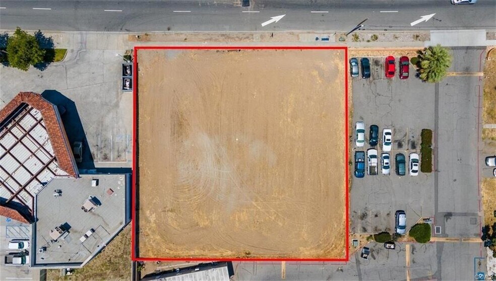 2863 Rialto Ave, San Bernardino, CA à vendre - Aérien - Image 3 de 5