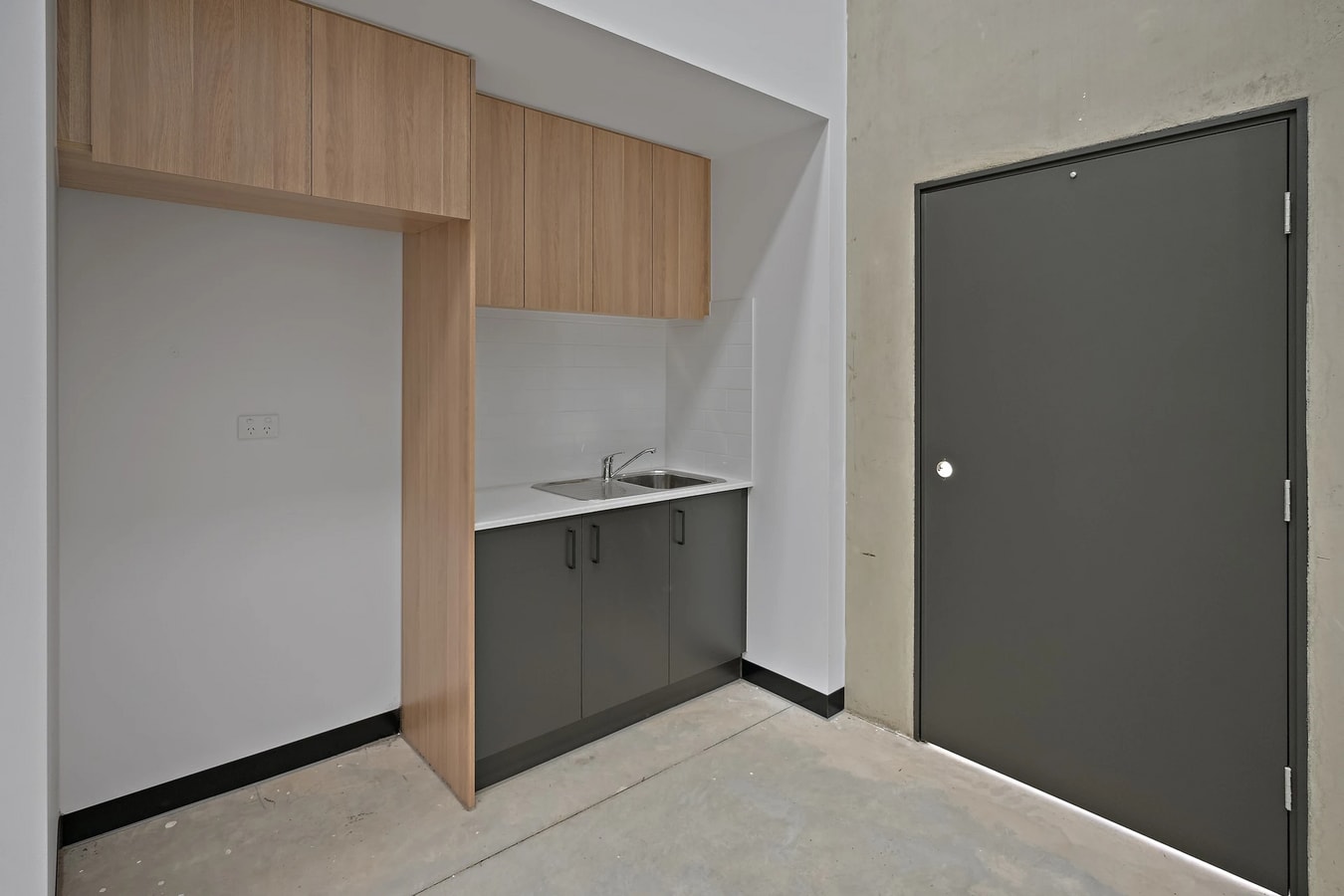 19-23 Paramount Rd, West Footscray, VIC 3012 - Unité 50 - - Photo intérieure - Image 2 of 3
