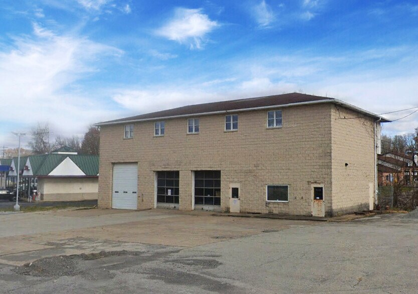 4303 Route 51 South, Belle Vernon, PA à vendre - Photo du bâtiment - Image 2 de 4